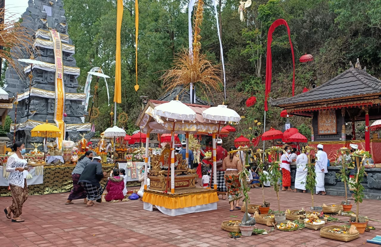 Utama Mandala Pura Prapen Pingit.